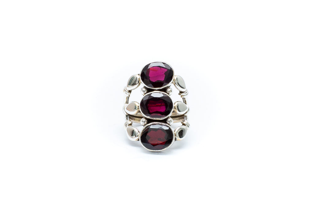 Jervis Ring - Garnet