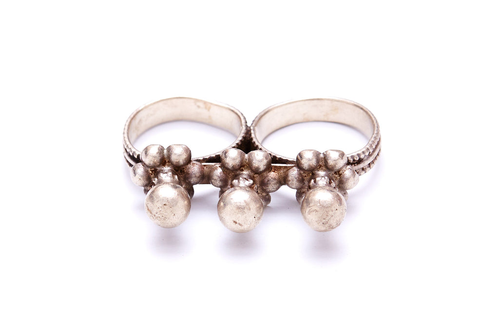 Triplet Ring