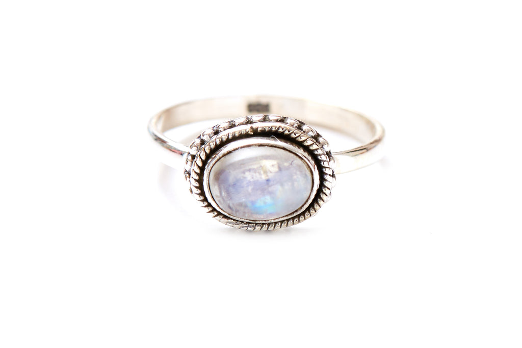 Labradorite Lover Ring - Moon