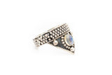 Torakina Ring - Rainbow Moonstone